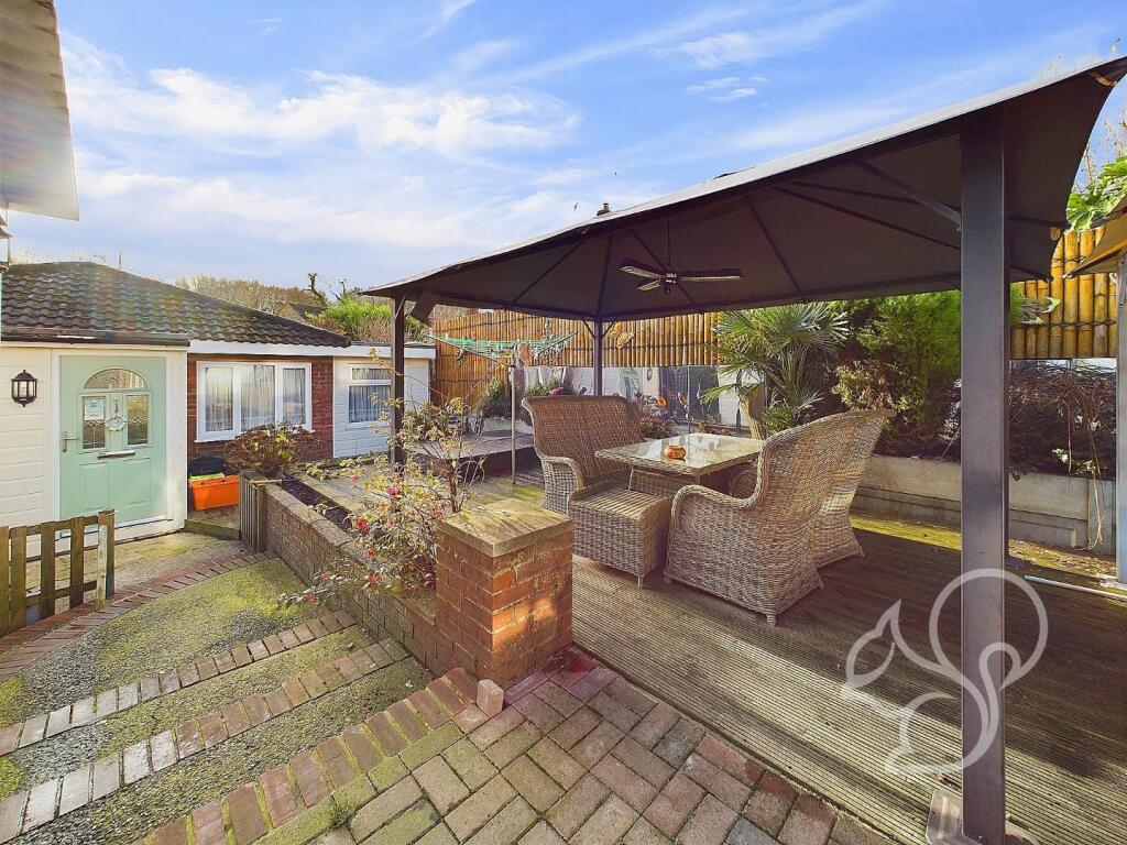 Additional image 28 of Hillside Road, Billericay