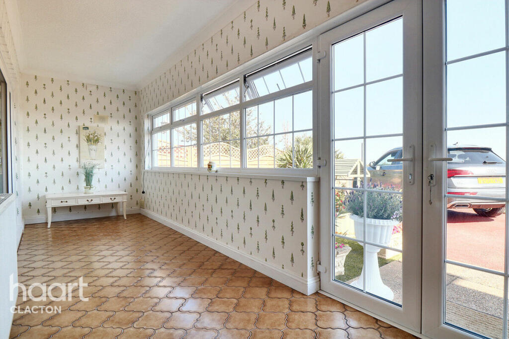 Additional image 13 of Marine Parade East, Clacton-On-Sea