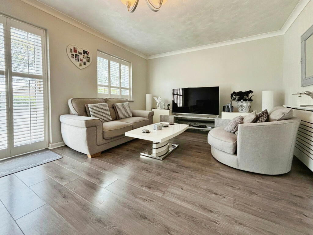 Additional image 5 of Park Drive, Braintree, CM7 1AP