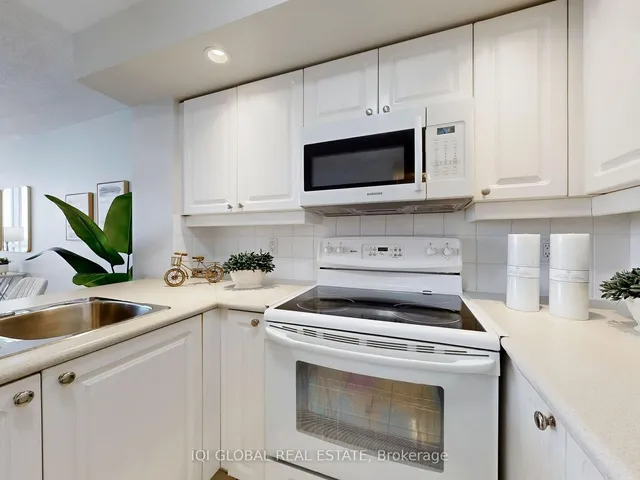 Additional image 11 of 5 Northtown Way Unit 1304