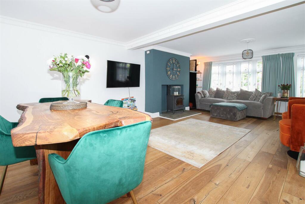 Additional image 22 of Barn Mead, Doddinghurst, Brentwood