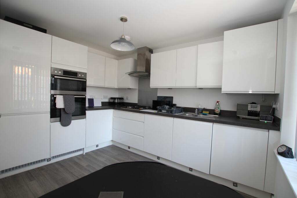 Additional image 2 of Secret Waters, Walton On The Naze