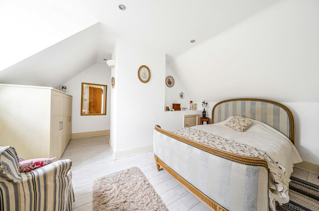 Additional image 9 of Abridge Road, Theydon Bois, Epping