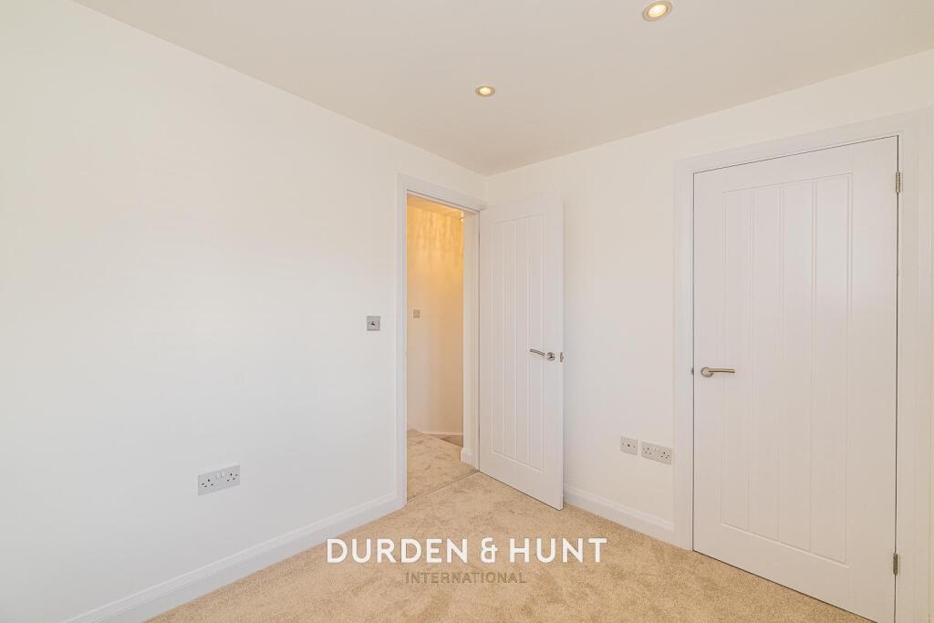 Additional image 12 of Cripsey Avenue, Ongar, CM5