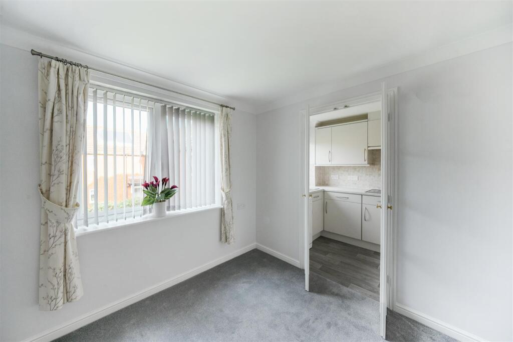 Additional image 4 of Harewood Court, Warlingham