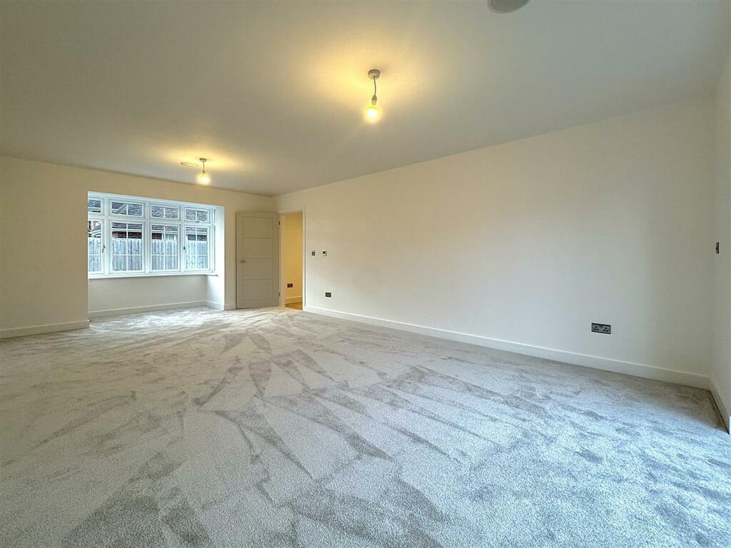 Additional image 16 of New Builds @ Mangapp Chase, Burnham-On-Crouch