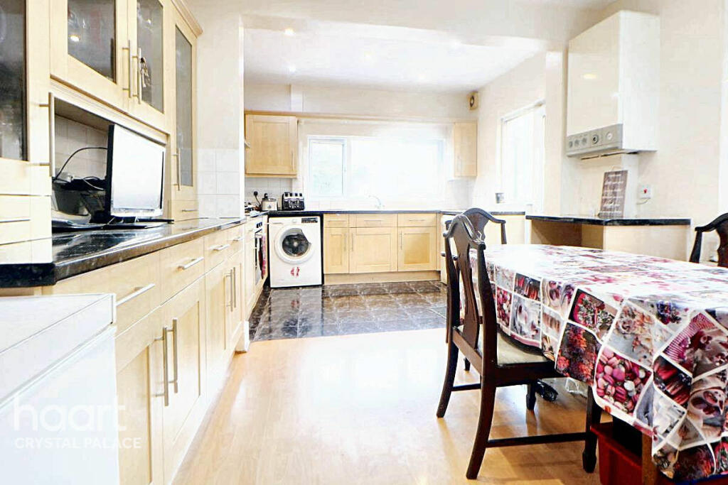 Additional image 6 of Bensham Manor Road, THORNTON HEATH