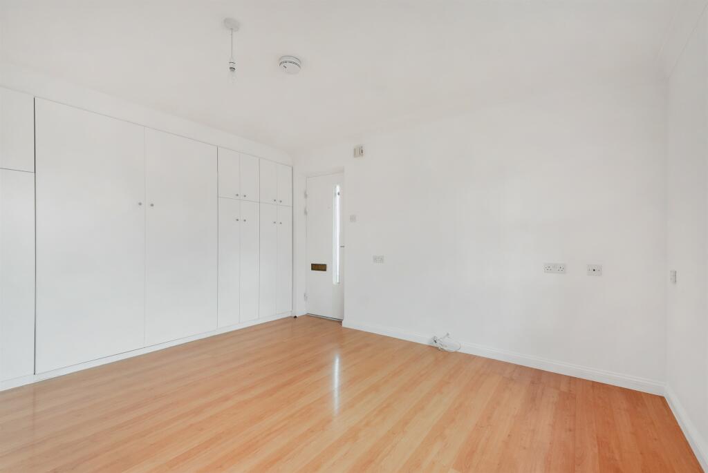 Additional image 4 of Chancellor Gardens, South Croydon