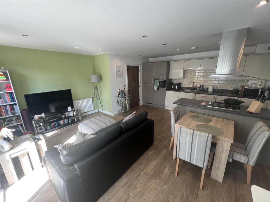 Additional image 2 of Dunn Side, Chelmsford