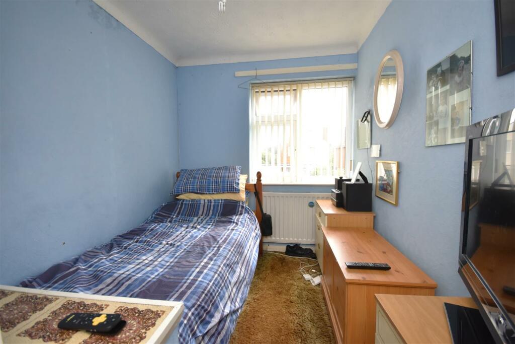 Additional image 11 of Meadow Lane, Willaston, Neston