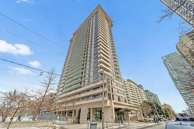 70 Roehampton Ave Unit 1122