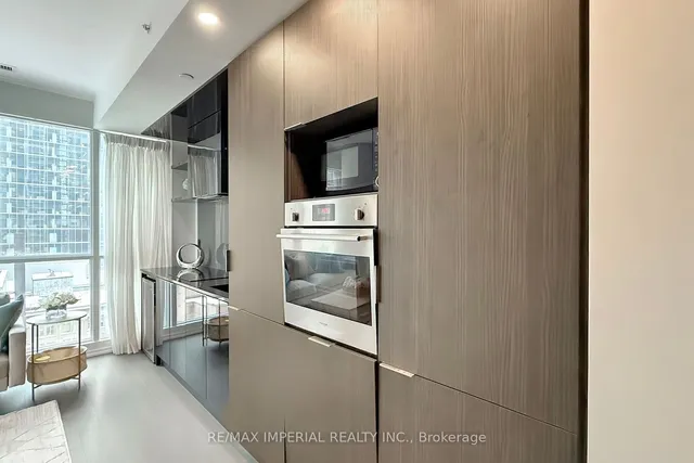 Additional image 19 of 70 Temperance St Unit 1803