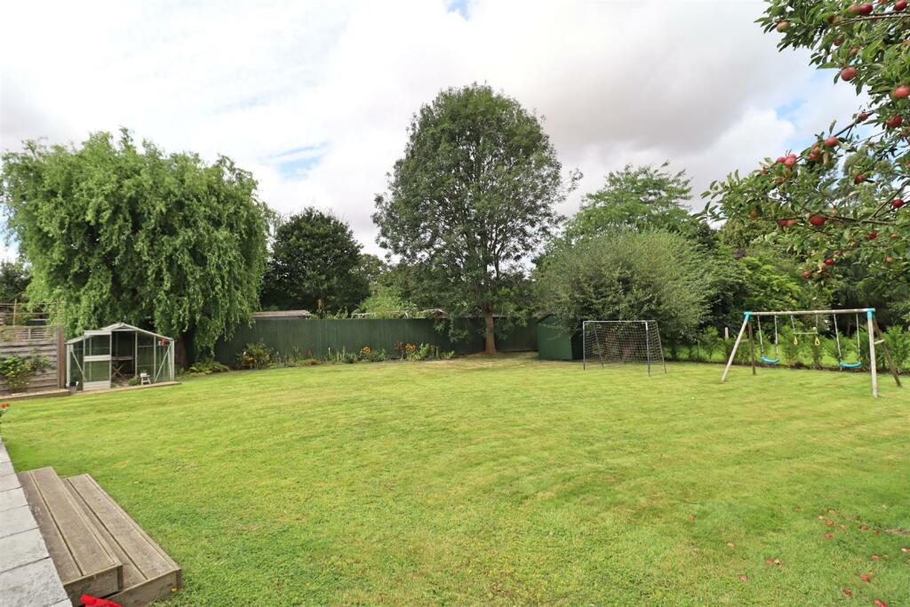 Additional image 22 of Barryfields, Shalford, Braintree