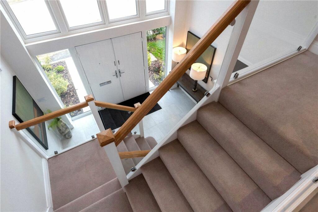 Additional image 15 of Manor Walk, Thaxted, CM6