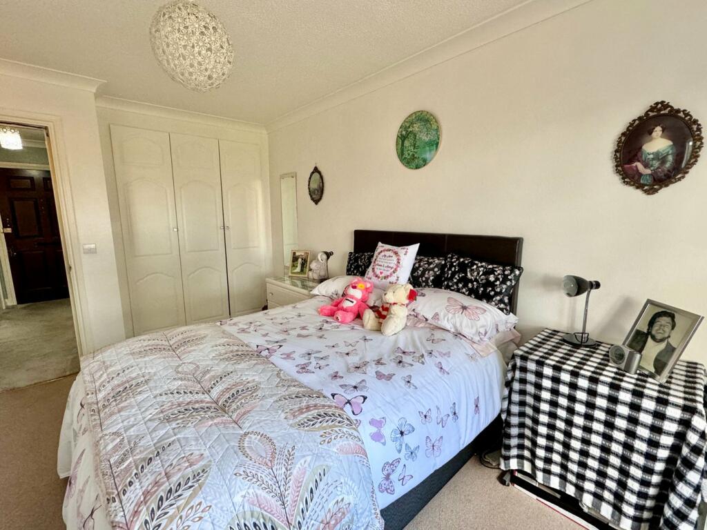 Additional image 7 of Louise Close, Walton on the Naze, CO14