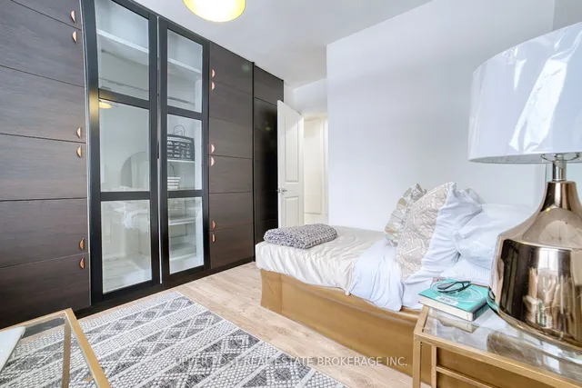 Additional image 21 of 23 Larabee Cres