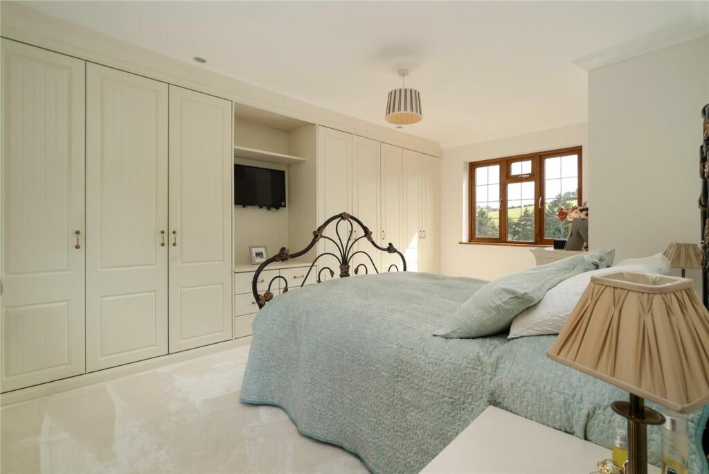 Additional image 12 of Southfields Road, Woldingham, CR3