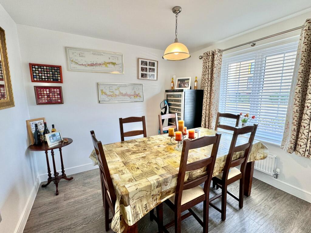 Additional image 4 of Skippers Way, Walton on the Naze, CO14