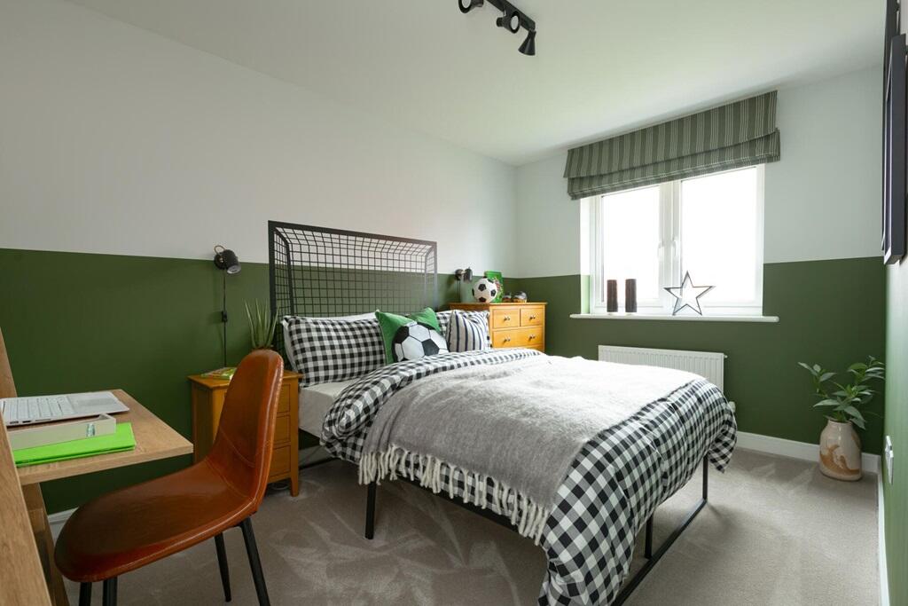 Additional image 11 of Elm Tree Avenue, 
Frinton on Sea, 
Essex,
CO13 0GR