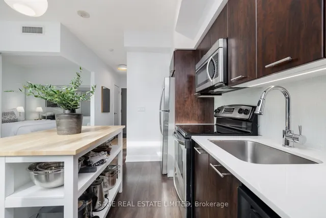 Additional image 8 of 169 Fort York Blvd Unit 318