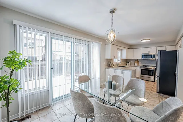 Additional image 10 of 36 Starhill Cres