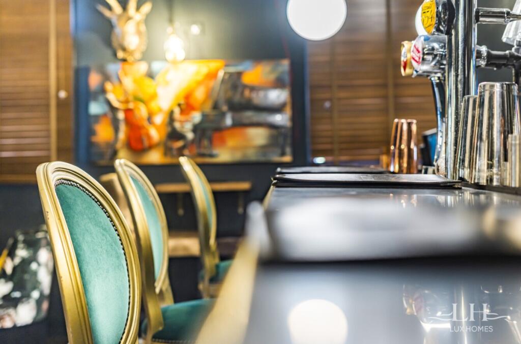 Additional image 5 of Library Bar, High Street, Ingatestone