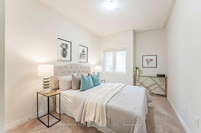 Additional image 21 of 351 Royal West Dr