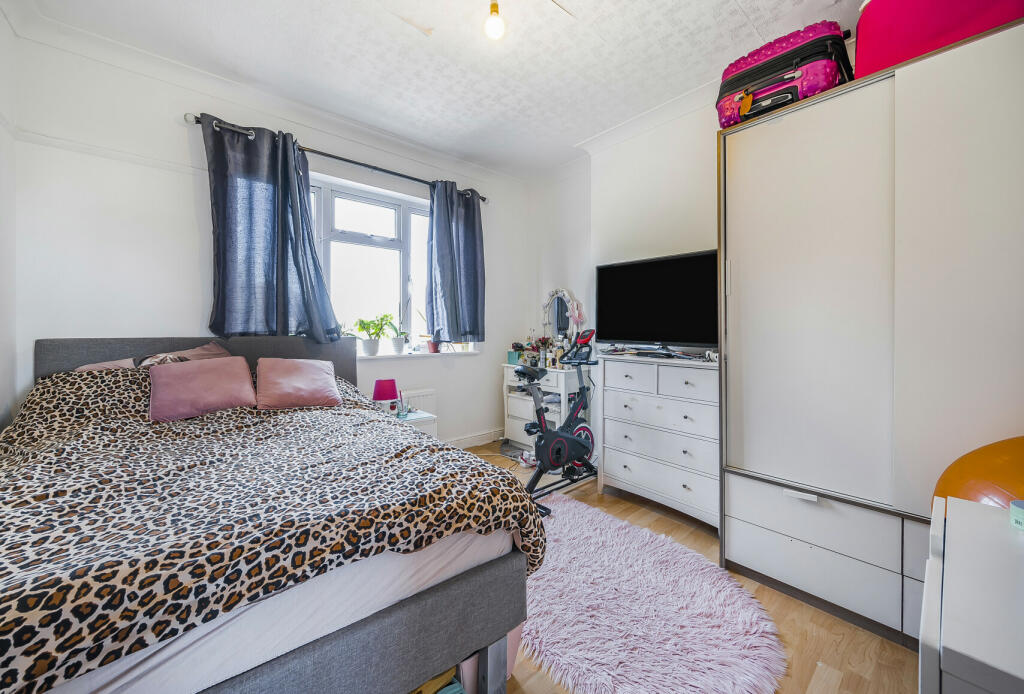 Additional image 17 of Pembroke Road, Mitcham, CR4