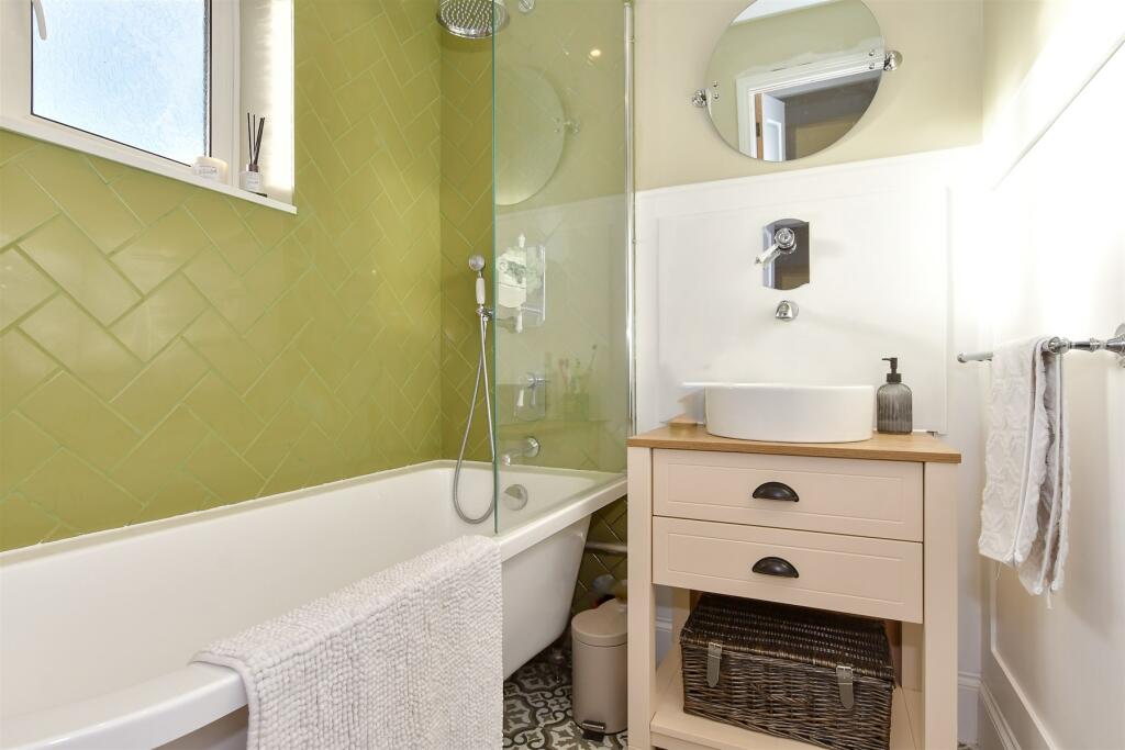 Additional image 13 of Elm Close, Epping Green, Essex