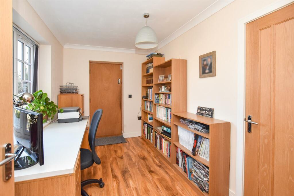 Additional image 9 of The Avenue, North Fambridge