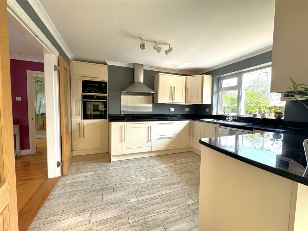 Additional image 12 of Chestnut Farm Drive, Althorne