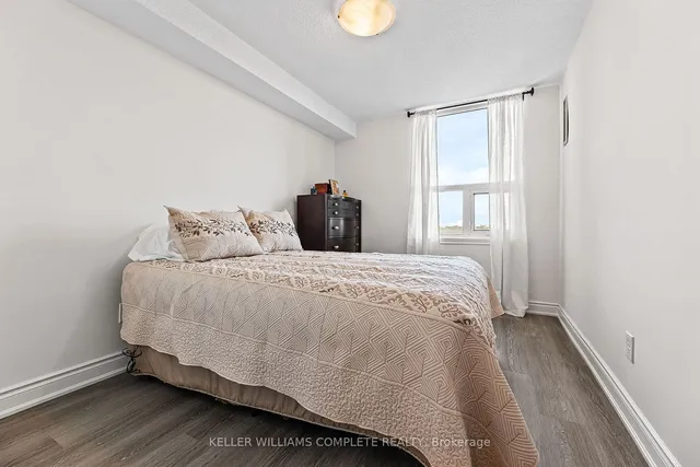 Additional image 17 of 714 The West Mall Unit 1004
