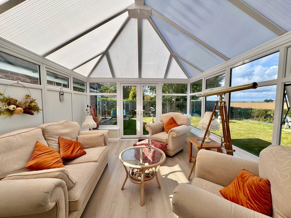 Additional image 8 of Farm Close, KIRBY CROSS, Frinton on Sea, CO13