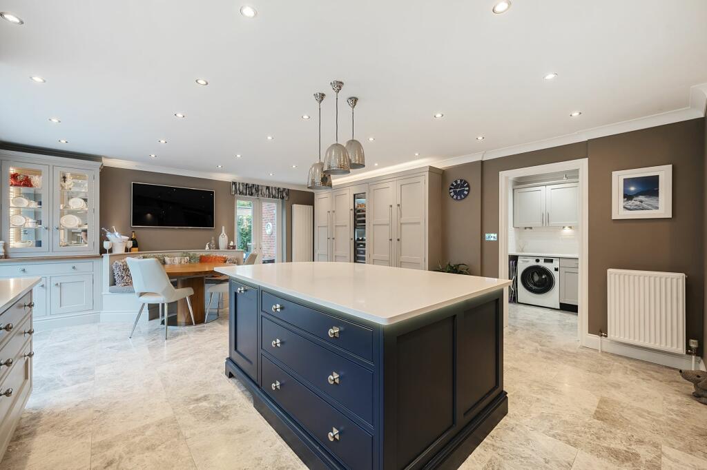 Additional image 7 of Hillbury Close, Warlingham, CR6