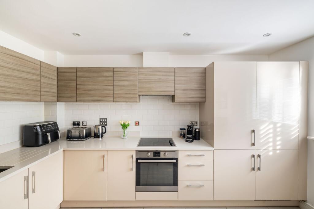 Additional image 3 of Driscoll Way, Caterham, CR3