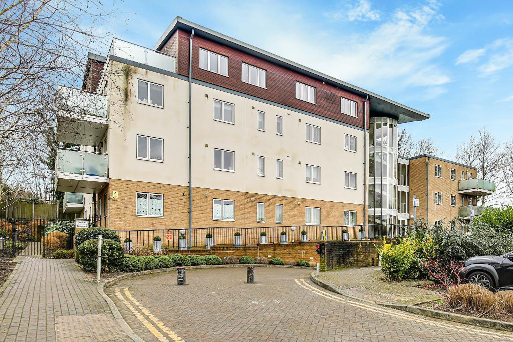 Additional image 3 of 174 Sanderstead Road, Sanderstead, Surrey, CR2 0LY