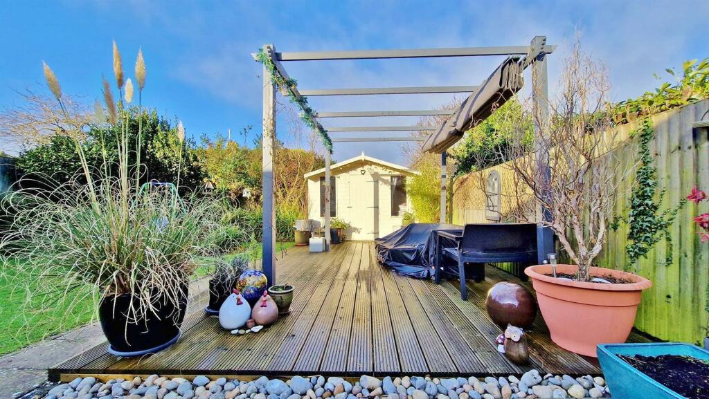 Additional image 26 of Graces Walk, Frinton-On-Sea