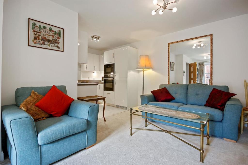 Additional image 12 of Westhall Road, Warlingham