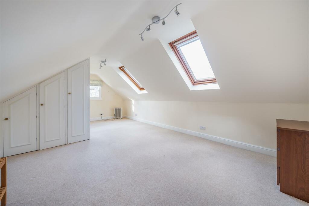 Additional image 32 of How Lane, Chipstead