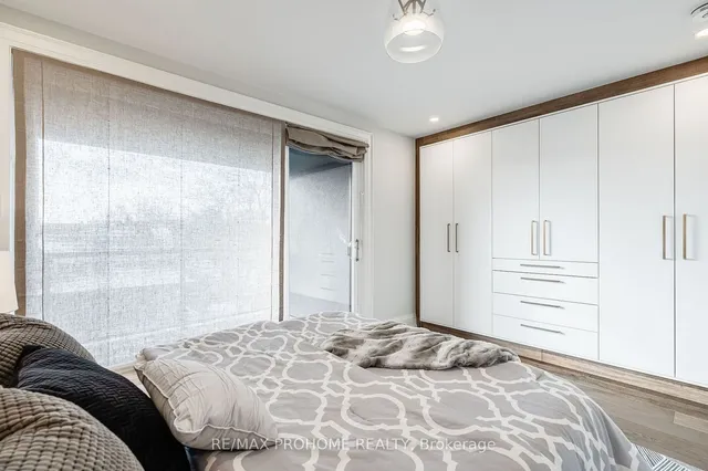 Additional image 38 of 3060 Bayview Ave