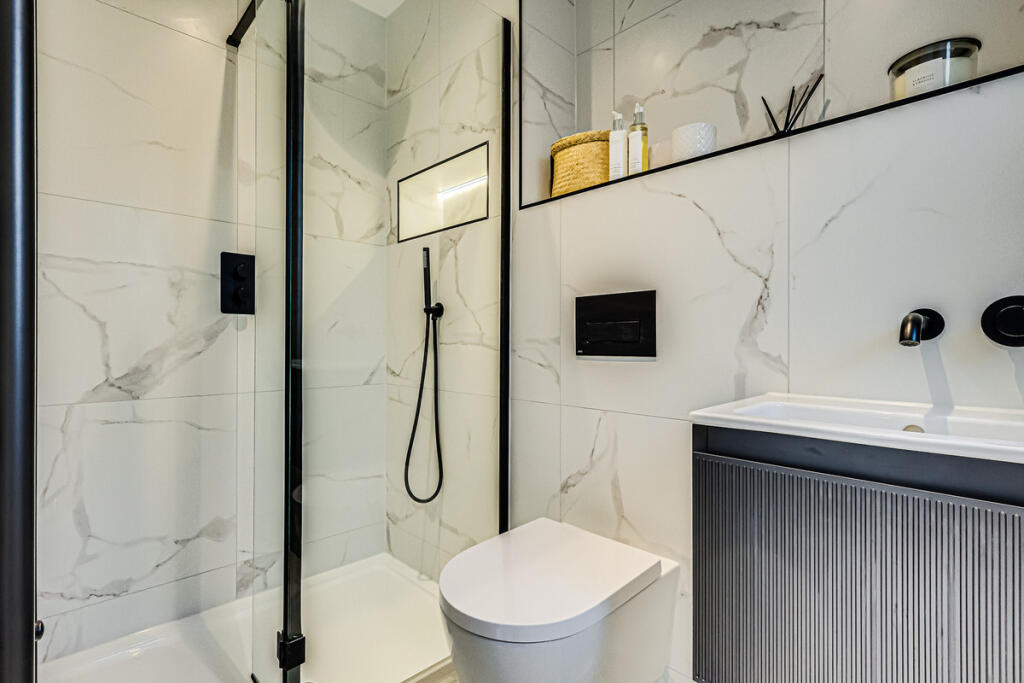 Additional image 15 of Tottenhoe North Drive, Brentwood, CM13