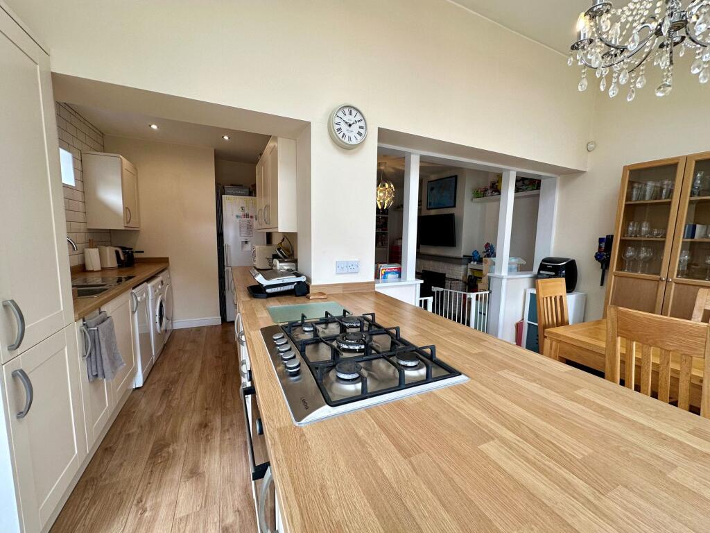 Additional image 5 of Grange Road, Billericay, CM11