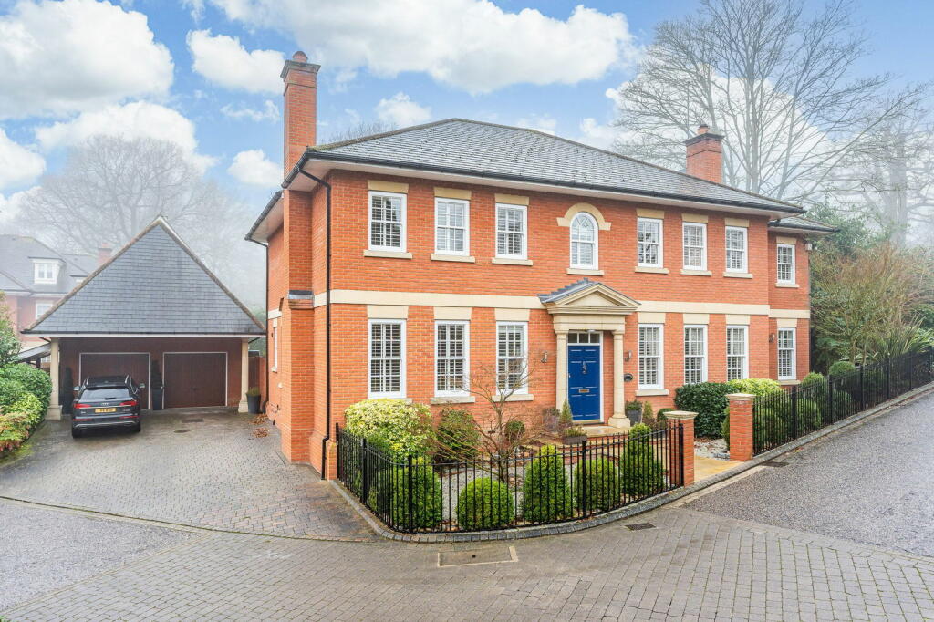 Additional image 42 of Thorndon Approach, Herongate, Brentwood, CM13 3PA