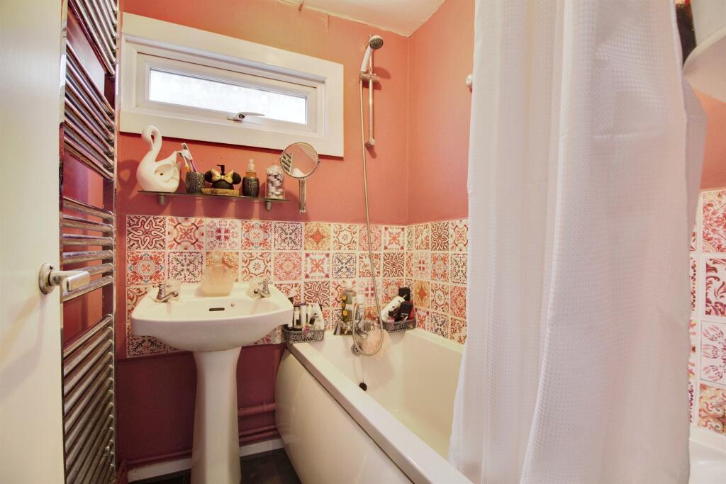 Additional image 15 of Charters Cross, HARLOW