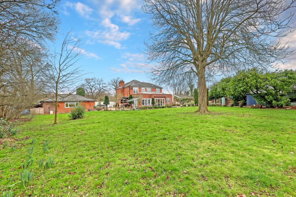 Additional image 10 of Park Lane, Ramsden Heath, Billericay, Essex