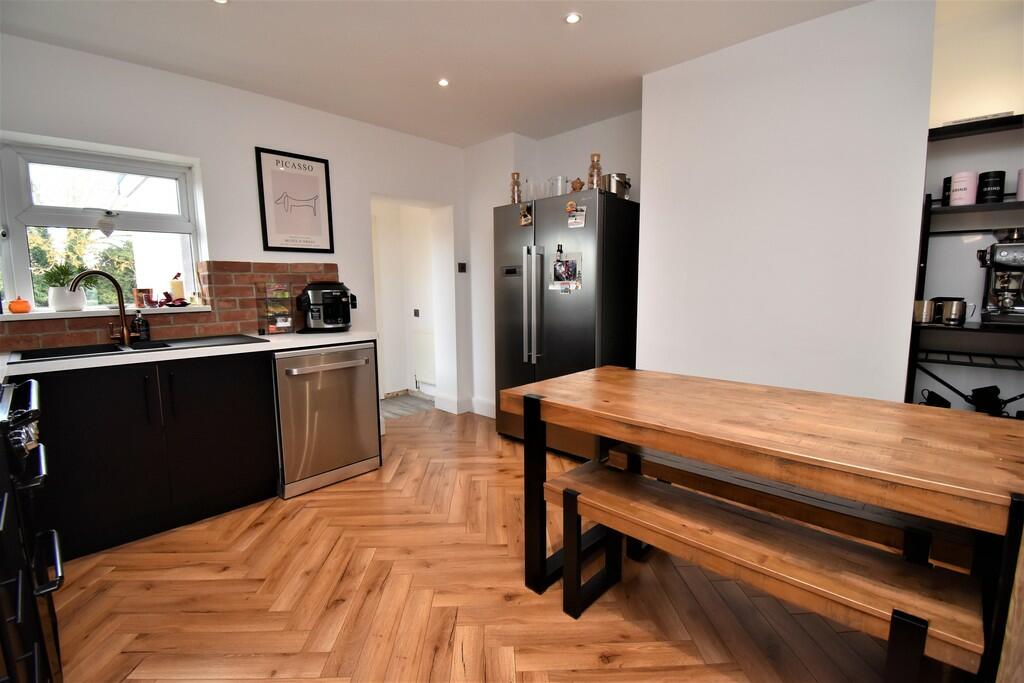 Additional image 7 of Gatehouse Villas, Chelmsford Road, Dunmow