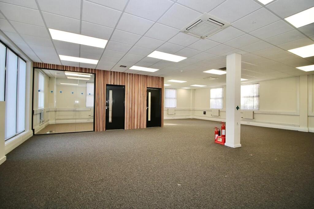 Additional image 4 of Unit 6, Lake Meadows Business Park, Woodbrook Crescent, Billericay, CM12 0EQ
