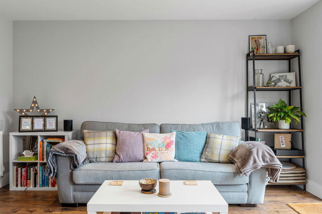 Additional image 8 of Whyteleafe Road, Caterham, CR3 5EJ