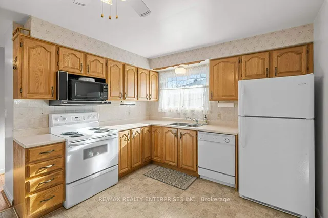 Additional image 15 of 1 Beatty Ave