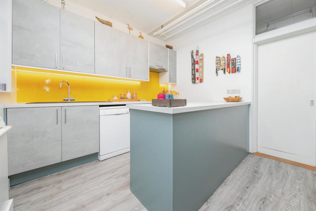 Additional image 4 of Naze Park Road, Walton On The Naze